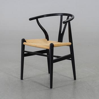 HANS J WEGNER, stol "Y-stolen" Carl Hansen & Son Danmark 2000-tal.