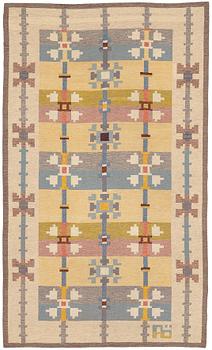 222. Agda Österberg, A carpet, flat weave, ca 325,5-327 x 192-194,5 cm, signed AÖ (Agda Österberg).