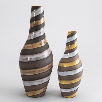 INGRID ATTERBERG, 3 st, vaser, "Spiral", Upsala Ekeby, 1900-talets andra hälft.