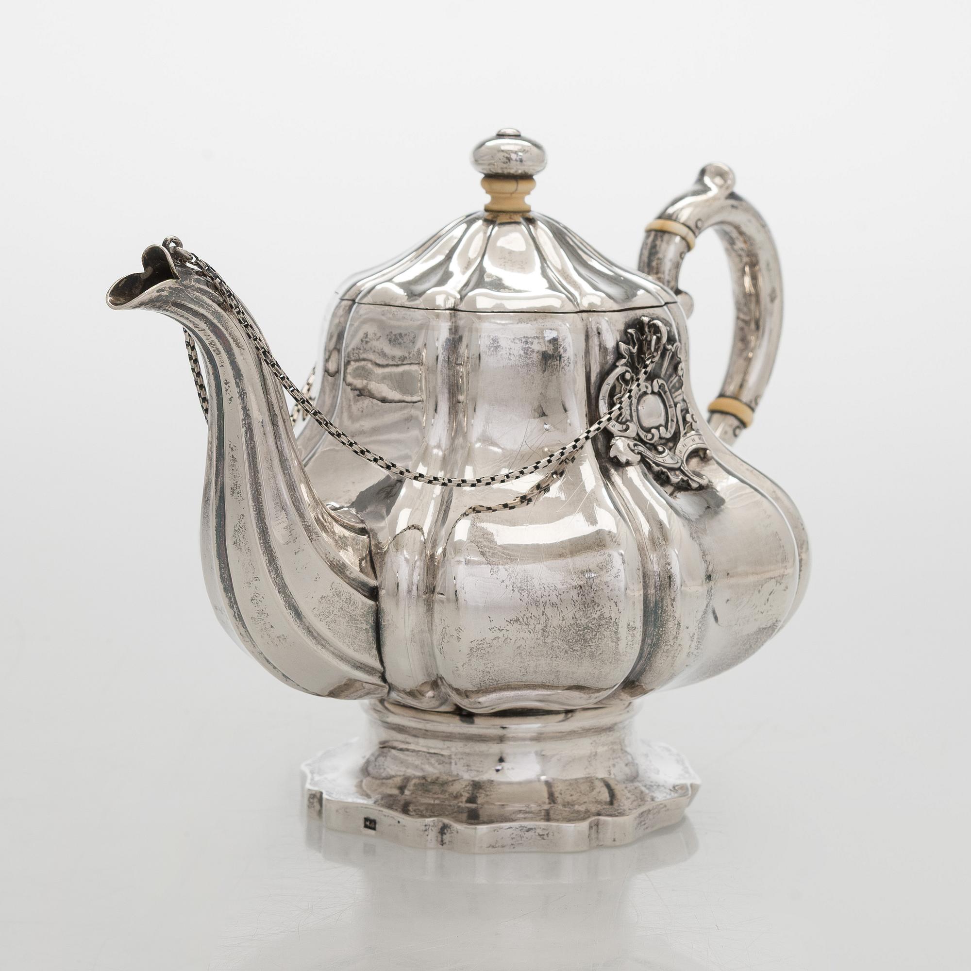 Jakob Wiberg, tekanna, silver. Moskva 1848.