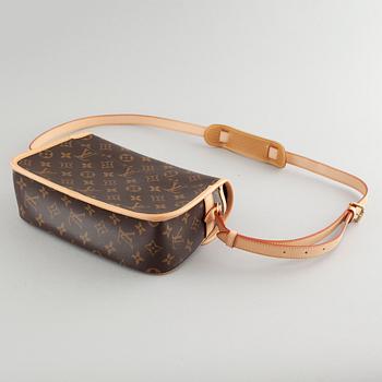 LOUIS VUITTON, "Sologne" crossbody bag.