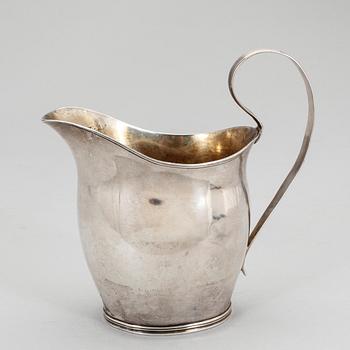 GRÄDDKANNA, empire, otydlig mästarstämpel, Sverige 1816. Vikt ca 130 gram.