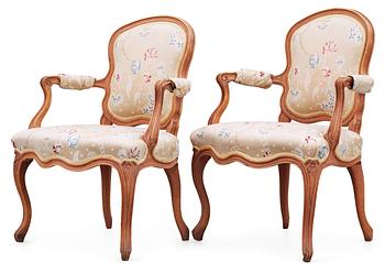 590. A pair of Swedish Rococo 18th century armchairs.