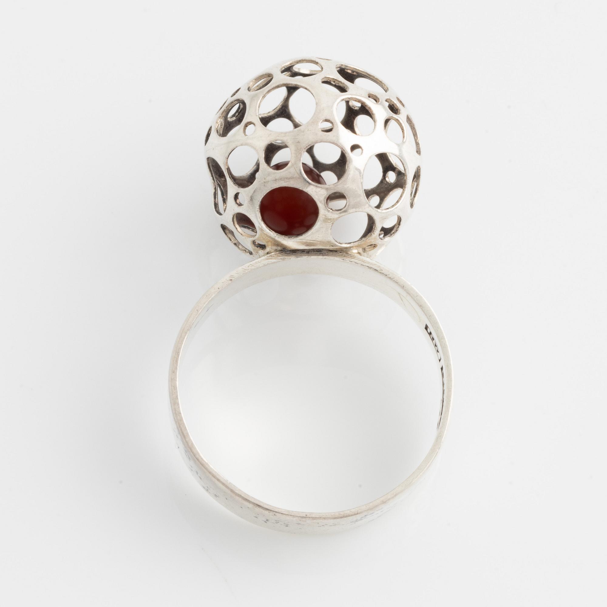 Liisa Vitali, collier och ring, silver.
