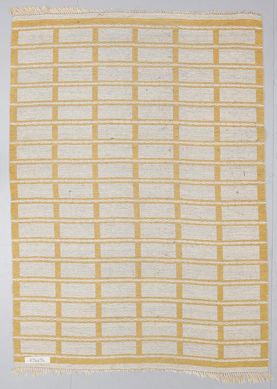 MATTA, rölakan. Ca 288 x 203 cm.