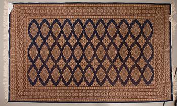 MATTO, Karachi, Pakistani. 250x153 cm.