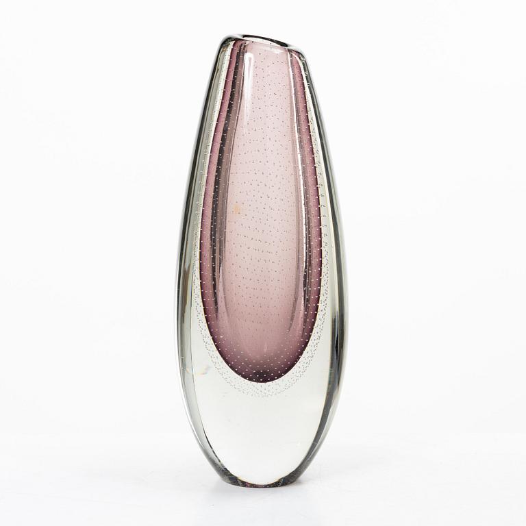 Gunnel Nyman, Vase, "GN 26", Nuutajärvi Notsjö, Finland.