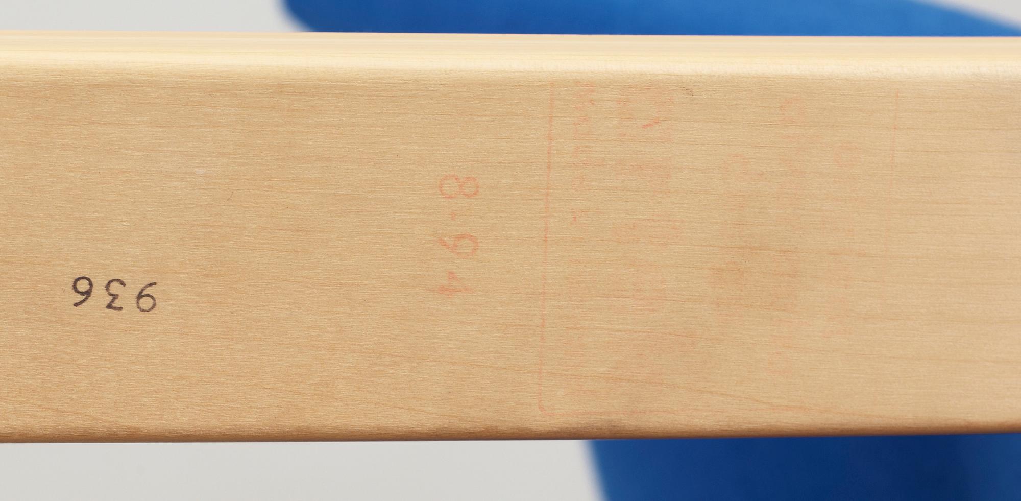 FÅTÖLJ, "401", Alvar Aalto, Artek, Finland, 1900-talets fjärde kvartal.