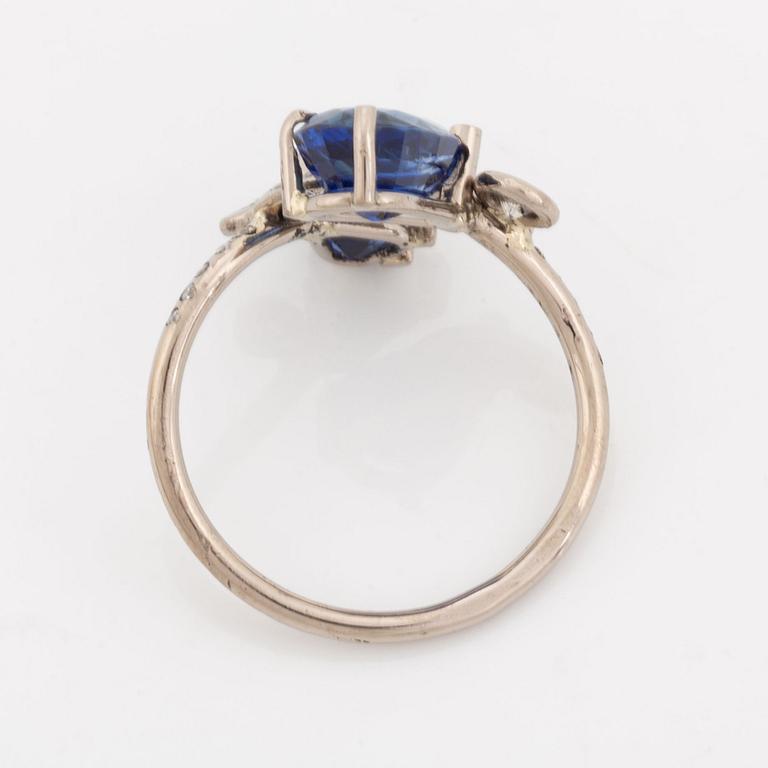 Sapphire and brilliant cut diamond ring.