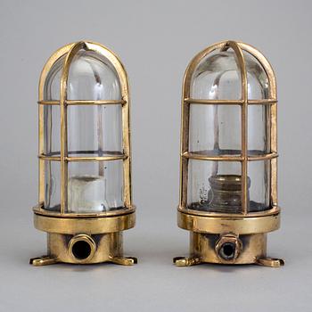 MÄSSBELYSNING, ett par. HR, 1900-talets mitt.