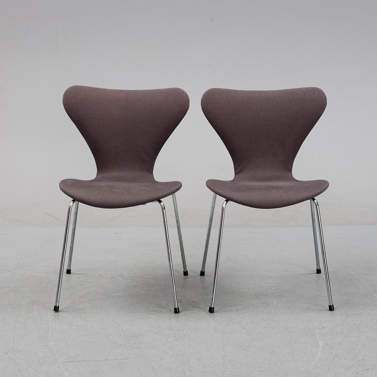 Arne Jacobsen, stolar, 10st, "Sjuan", Fritz Hansen, 1980.