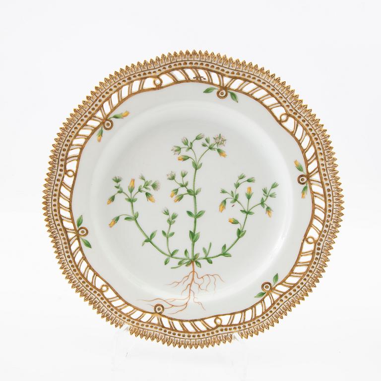 Plates 3 pcs "Flora Danica" Royal Copenhagen Denmark porcelain.