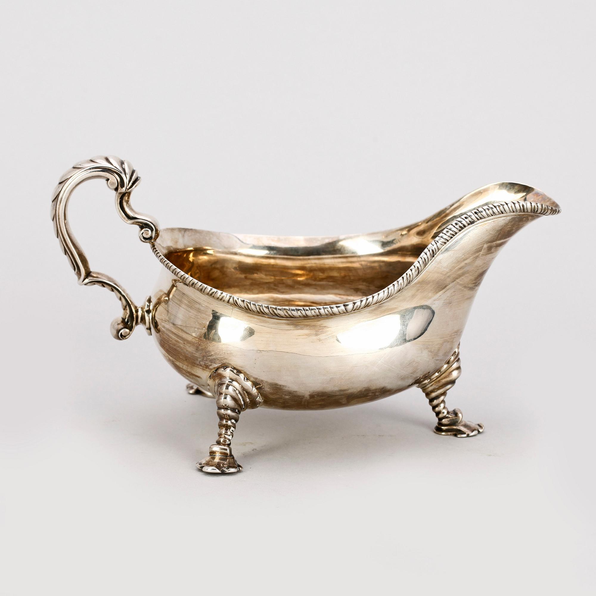 SÅSSNIPA, silver, London 1700/1800-tal. Vikt ca338g.