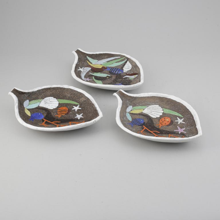 Anna-Lisa Thomson, three plates.