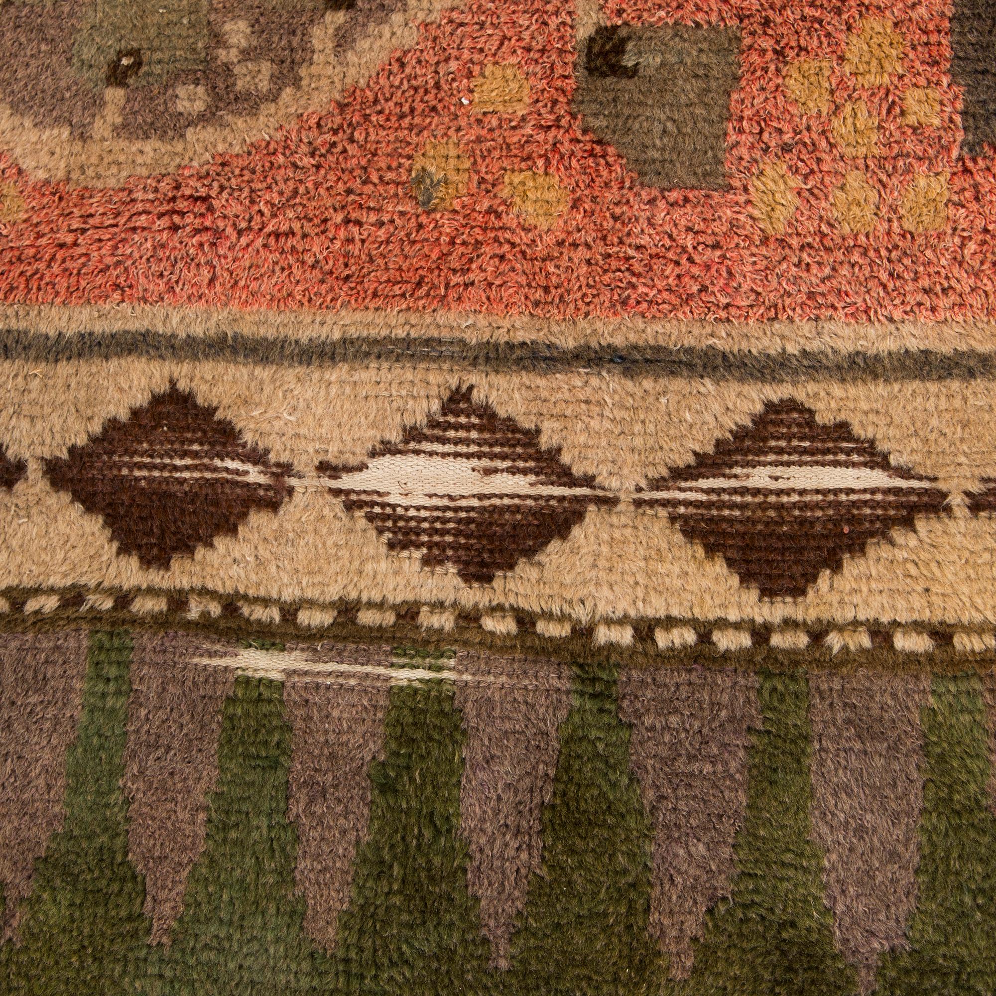 Väinö Blomstedt, rya / ryamatta. Finska Handarbetes Vänner. Ca 280 x 180 cm. 1900-talets början.