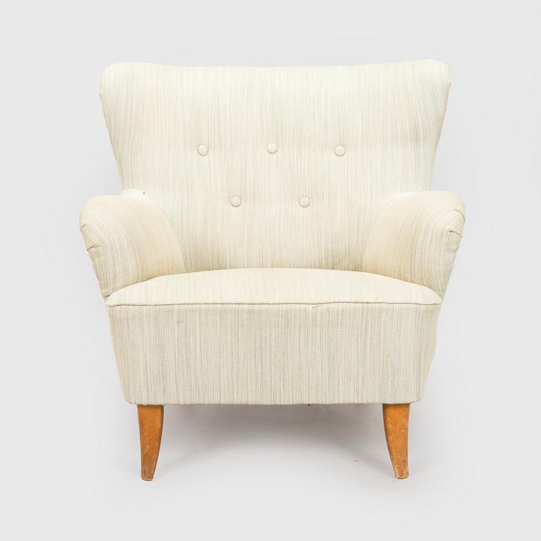 A mid-20th century armchair.