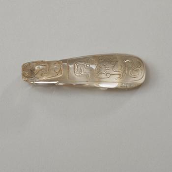 A rock chrystal belt hook, China.