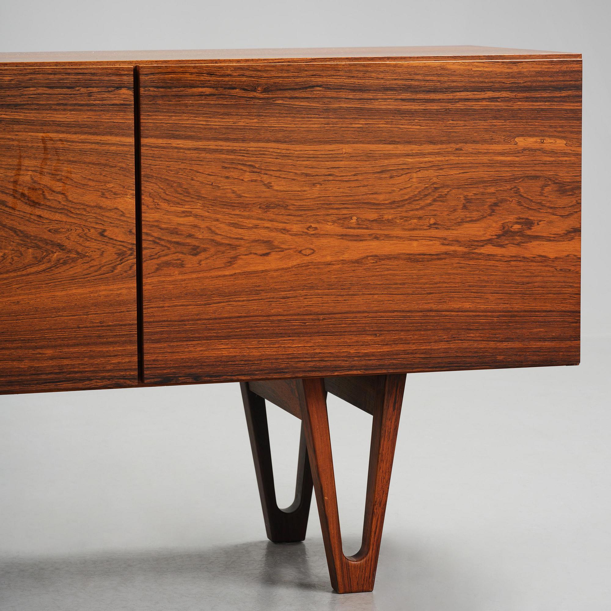 Ib Kofod-Larsen, a rosewood veneered sideboard model "501" from the "Ib 500" series, Seffle Möbelfabrik, Sweden, 1960s.