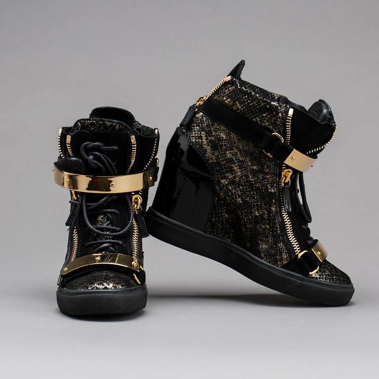 SKOR, Giuseppe Zanotti.