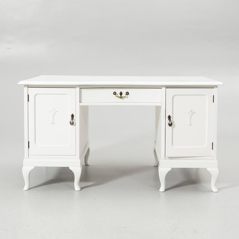 Desk, 20th century.