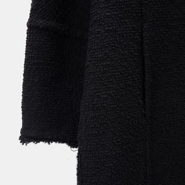 Oscar de la Renta, a wool coat, size 2.