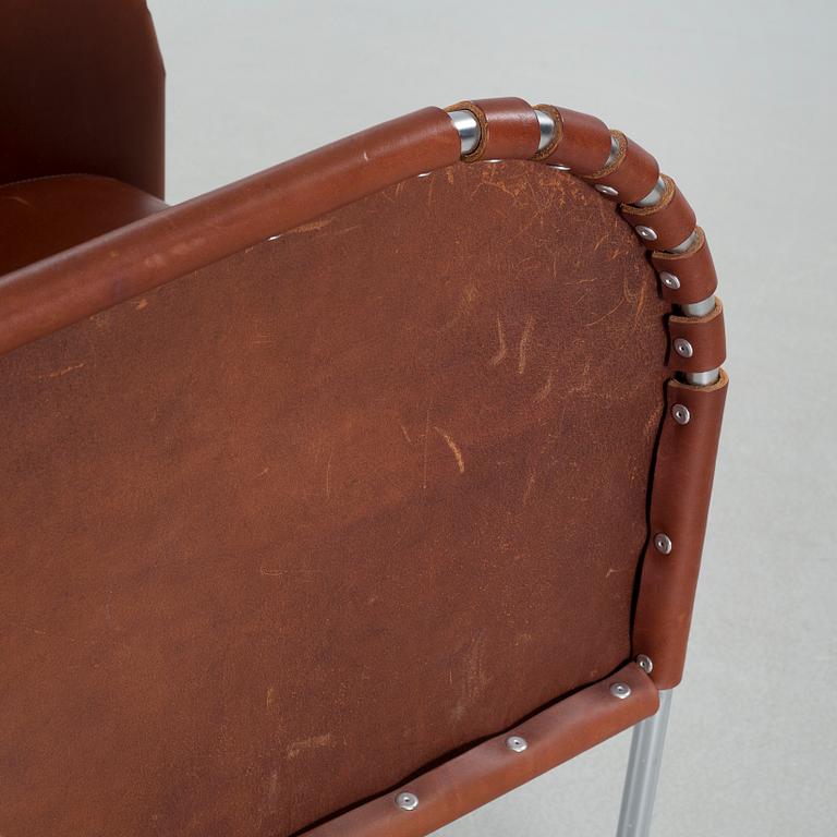 A "Bruno" lounge chair, designed by Mats Theselius for Källemo, around year 2000.