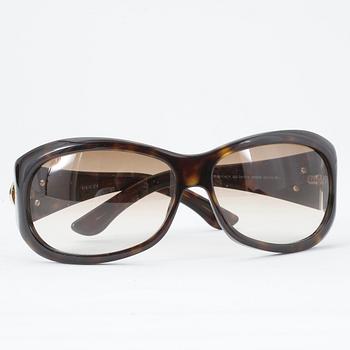 SOLGLASÖGON, Gucci, 2000-tal.