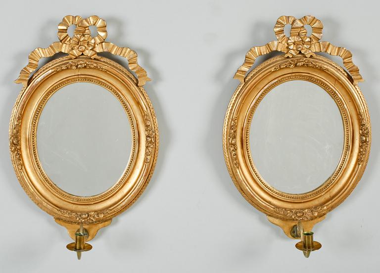 SPEGELLAMPETTER, 1 par, gustaviansk stil, 1800-talets andra hälft.