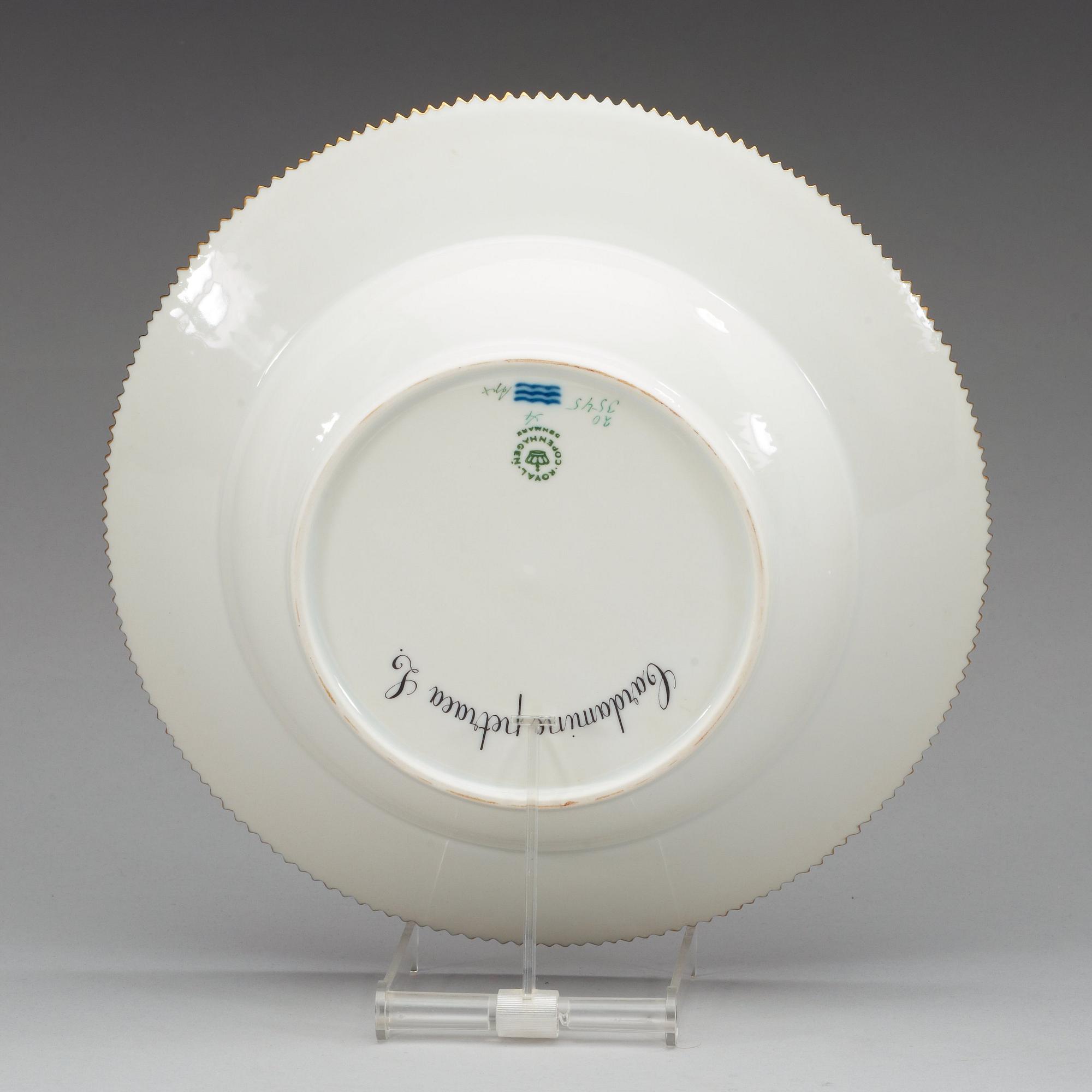 SOPPTALLRIKAR, 12 stycken, porslin. "Flora Danica", Kungl Dansk, 1900-tal.