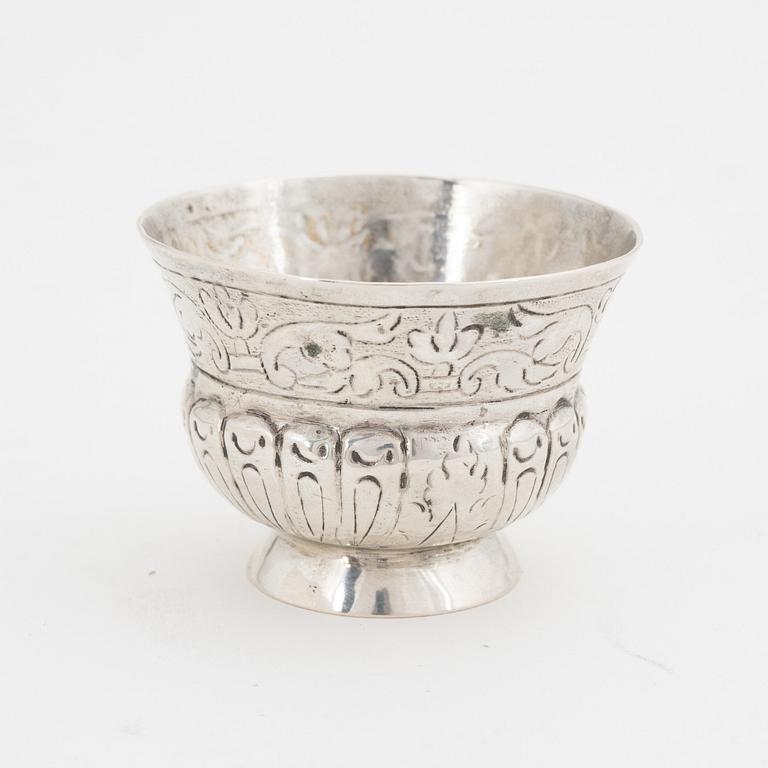 A Russian silver cup, circa 1750.