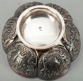 SKÅL, silver, Holland, sekelskiftet 1800/1900.
Vikt ca 125 g.