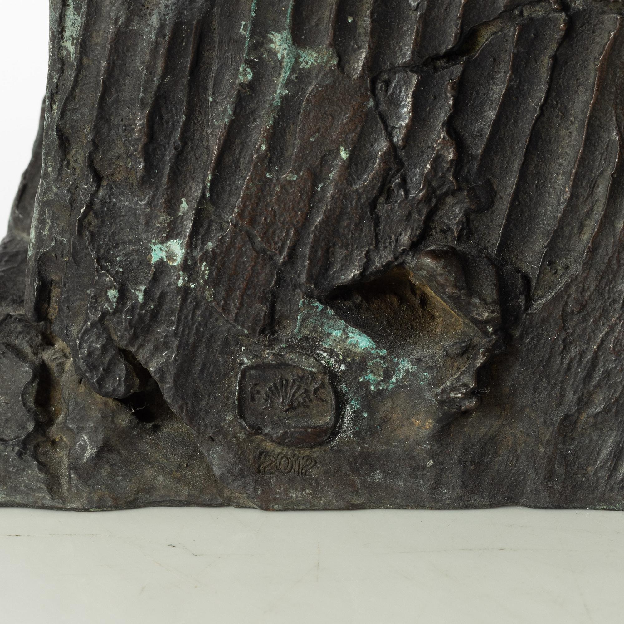 Gudmar Olovson, sculpture. Signed. Numbered. Foundry mark. Bronze, height 55 cm, length 34 cm.