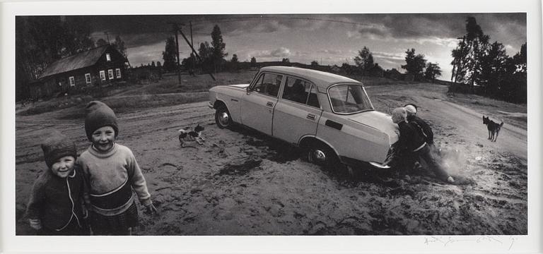 Pentti Sammallahti, "The Russian Way".