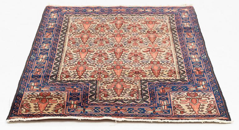 A West Persian rug, c. 152 x 100 cm.