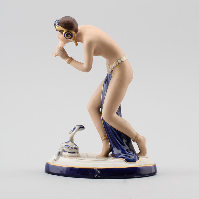 FIGUR, porslin, Royal Dux, 1900-talets mitt.