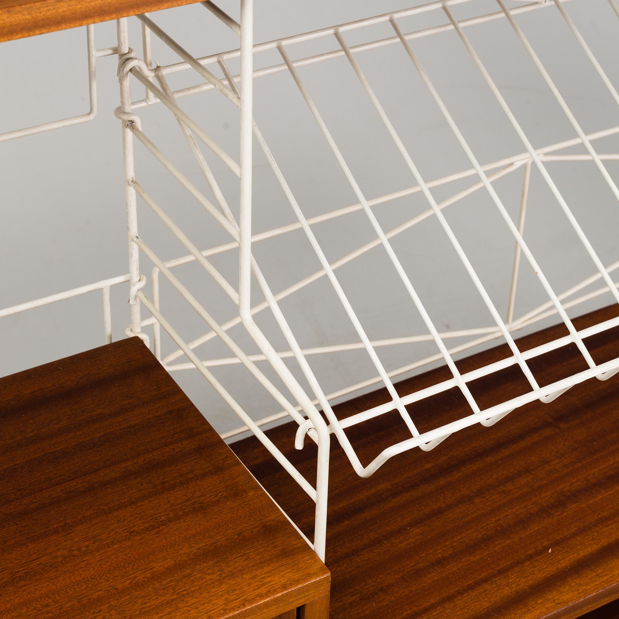 NILS STRINNING, bokhylla, "String", 1950-tal.