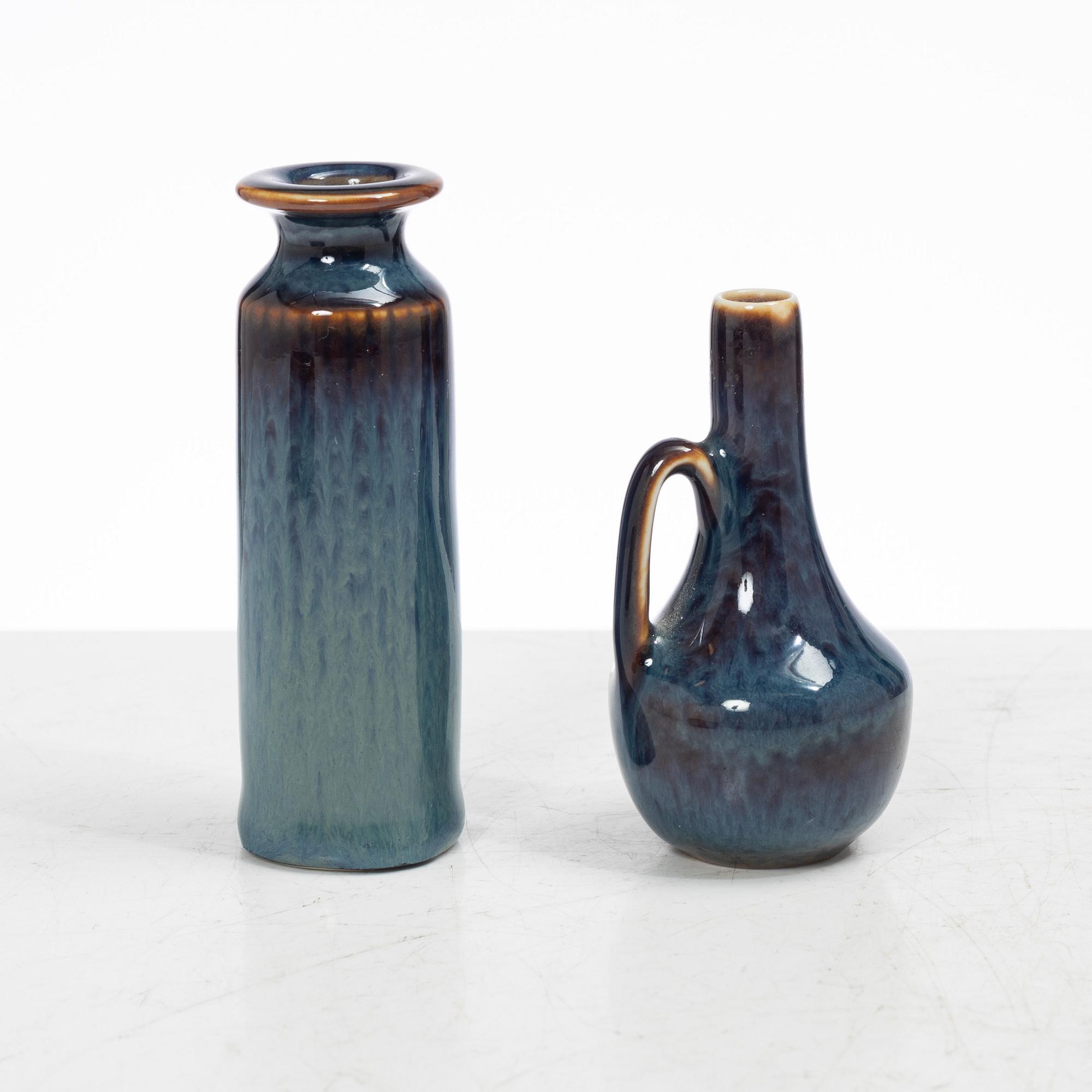 Carl-Harry Stålhane, a stoneware bowl and two miniature vases, Rörstrand, Sweden.