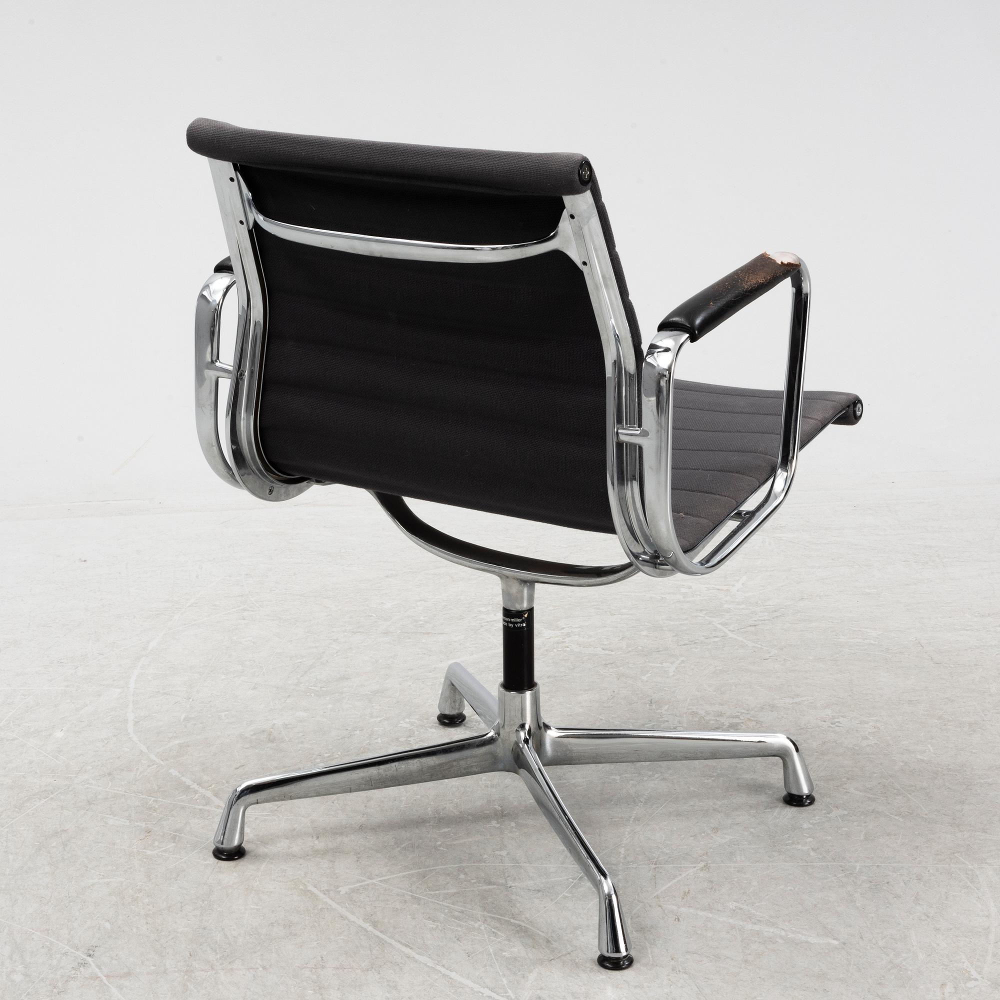 Charles & Ray Eames, EA 108 office chair, Vitra.