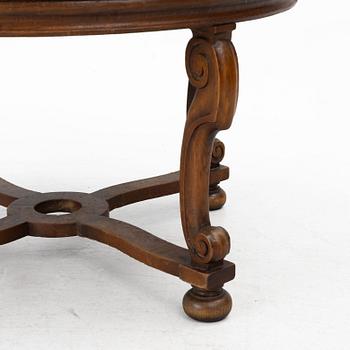 Coffee table, first half of the 20th century.