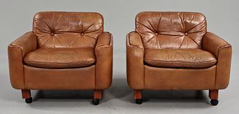 FÅTÖLJER, ett par, 1960-tal.