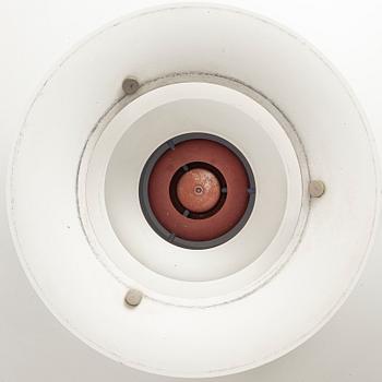 Poul Henningsen, taklampa, "PH-5", Louis Poulsen, Danmark,  troligtvis 1970-tal.