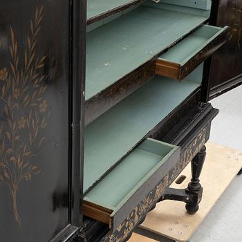 A cabinet, 19th Century.