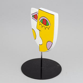 Ludo Huys, sculpture in painted polyester, signed and numbered 2/25.