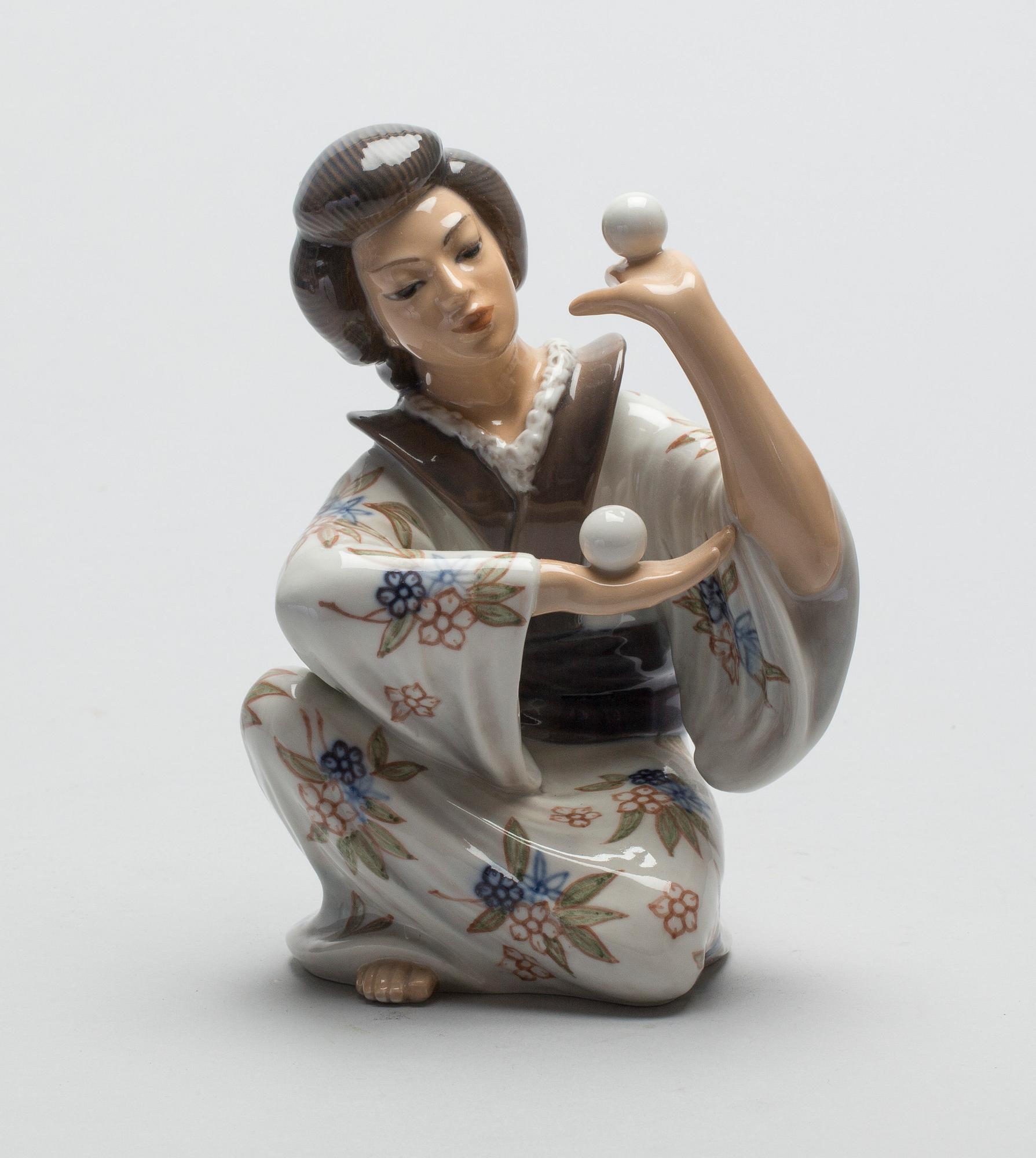 FIGURIN, porslin, Dahl Jensen, Danmark, 1900-tal.