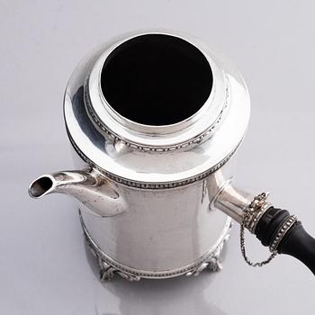 A Swedish Gustavian 18th century silver coffee-pot, mark of Simson Ryberg, Stockholm 1782.