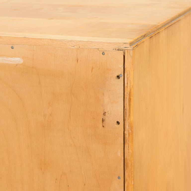 Aino Aalto, kirjahylly /kirjakaappi,  malli 408, O.Y. Huonekalu- ja Rakennustyötehdas A.B, 1950-luvun alku.