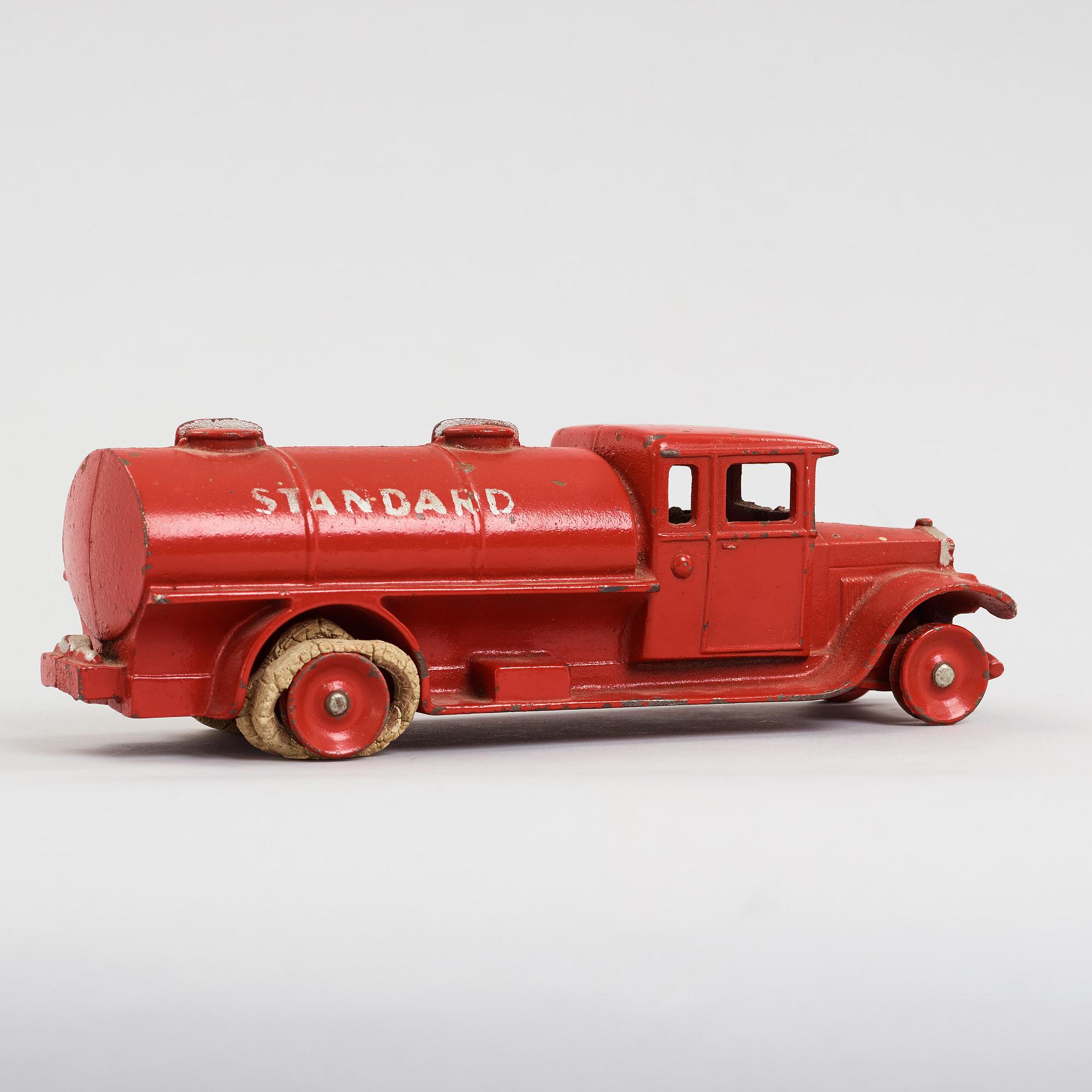 SKOGLUND & OLSON, tankbil "Standard", Sverige, 1920-/30-tal.