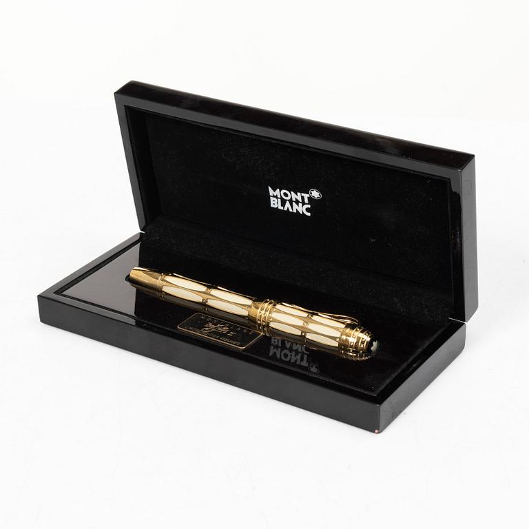 A Montblanc fountain pen, limited edition 'Pope Julius II' from the series 'Patrons of Art'.