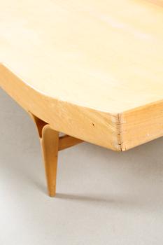 BRUNO MATHSSON, säng, "T 303, BERLIN 60", firma Karl Mathsson, Värnamo, daterad 1974.