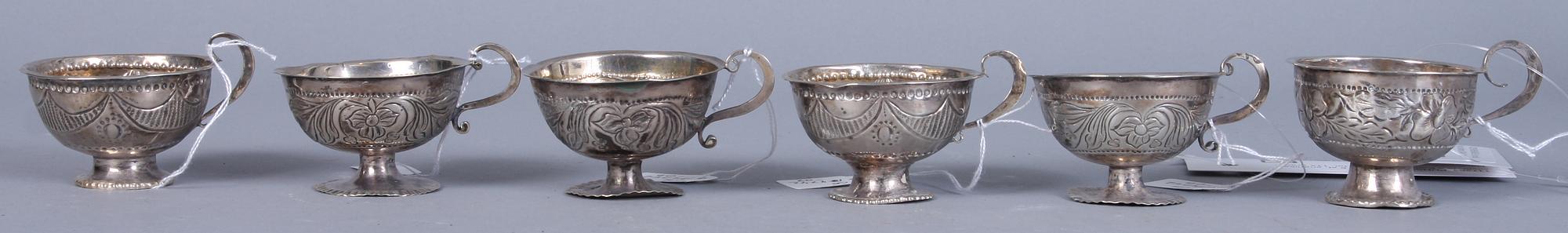 PUNSCHBÄGARE, 6 st, snarlika, silver, bl a Karlskrona, 1800-tal. 114 gram.